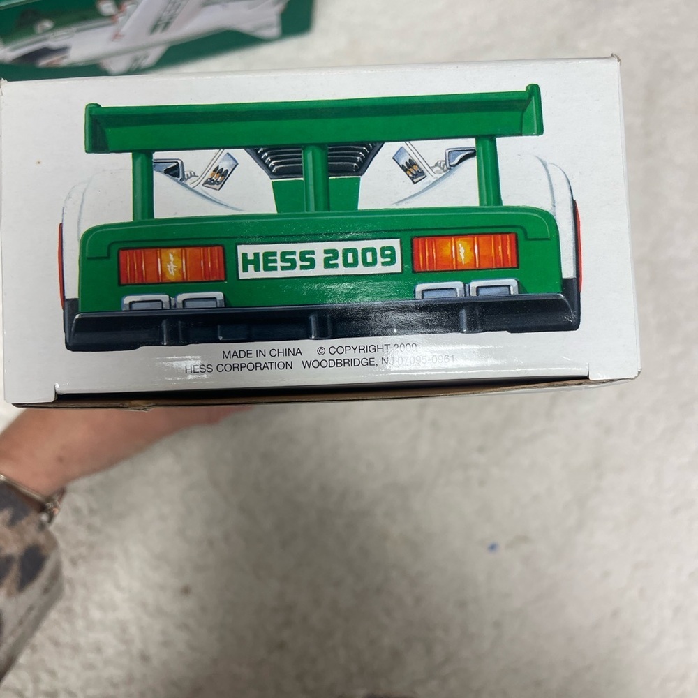 2009 Hess Toy Truck Race Car and Racer with Lights & Sound New In Box - Picture 4 of 5